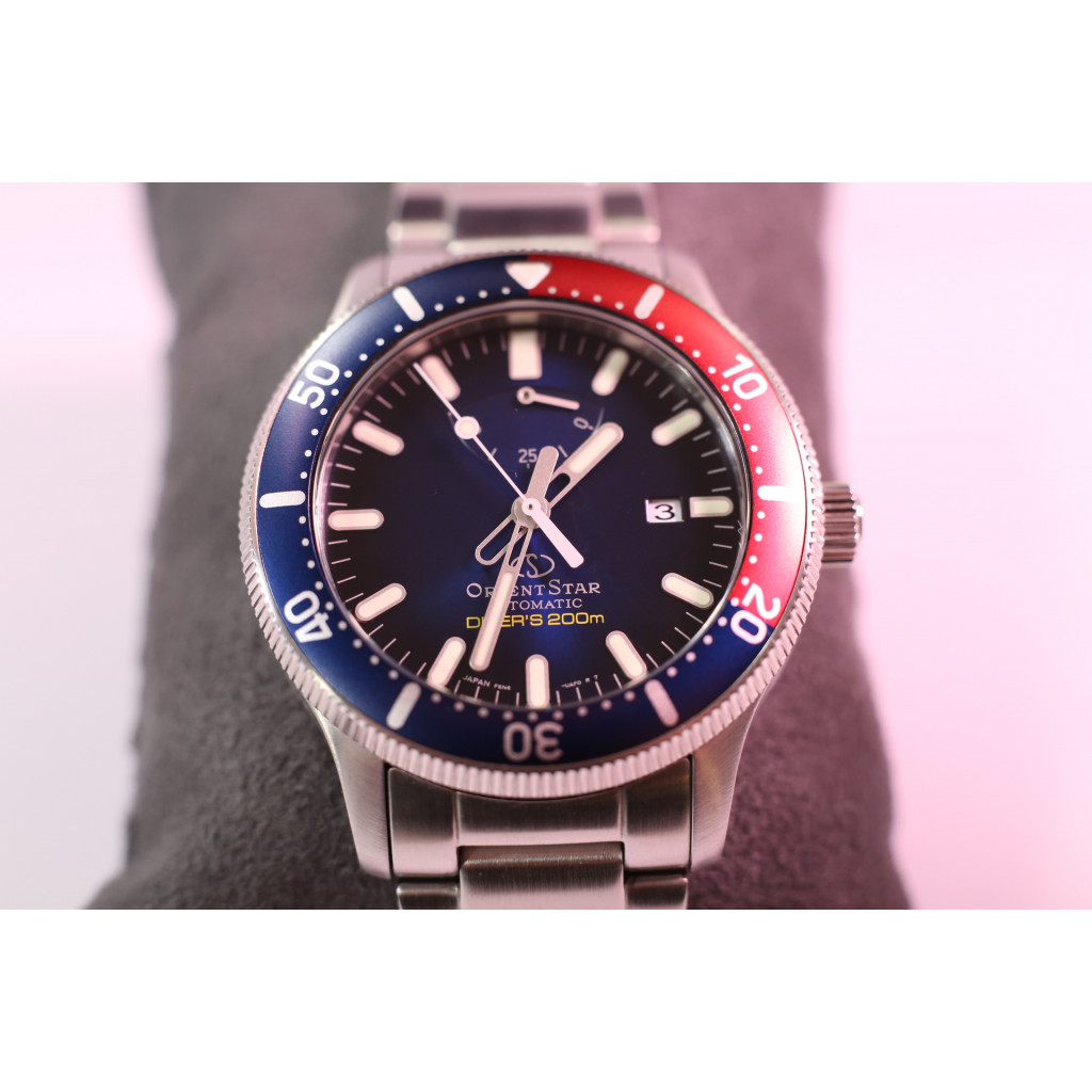Orient Star 200m Divers Men's Watch 43mm RK-AU0306L Pre-owned 