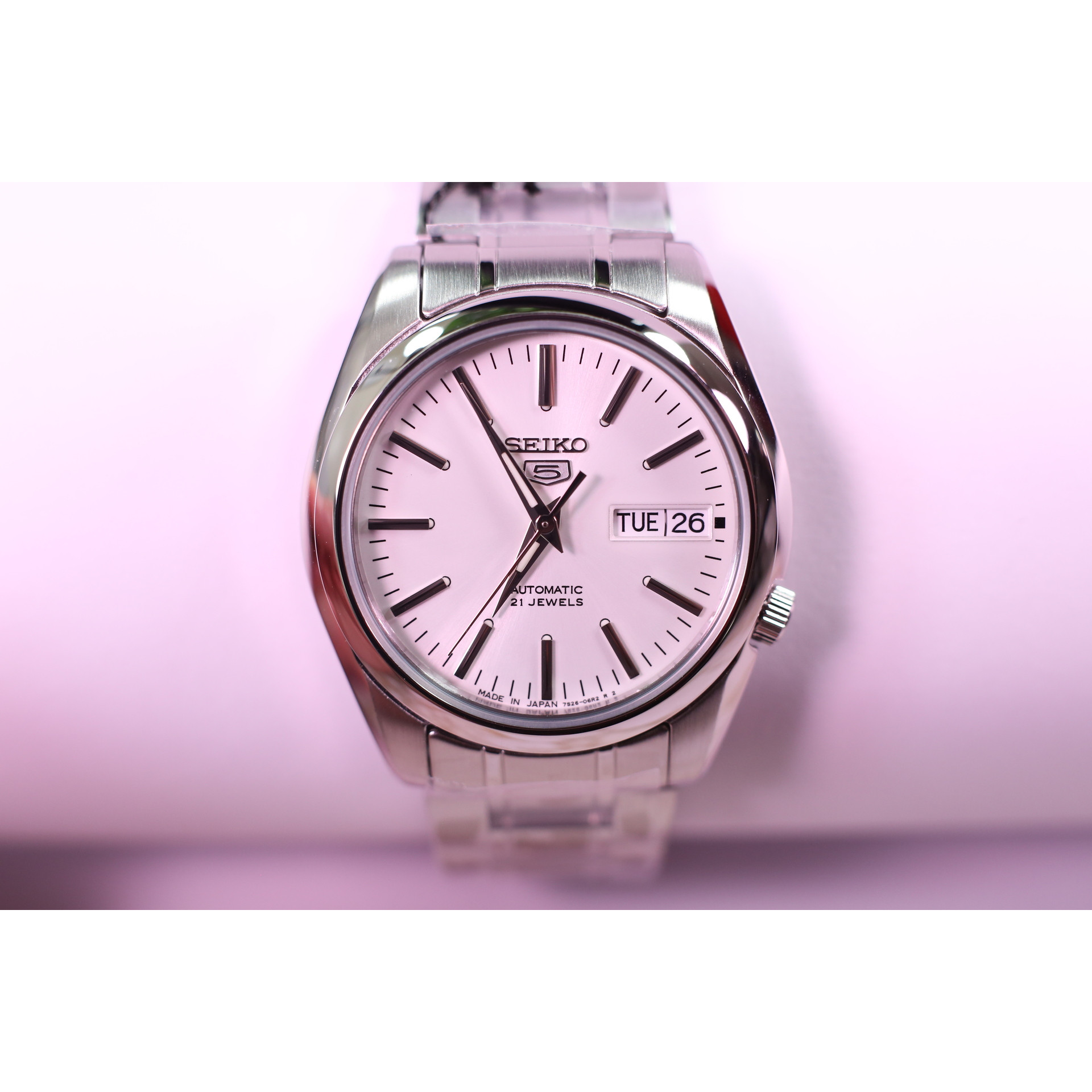 Seiko Men s Seiko 5 Automatic White Dial 36mm SNKL41J1