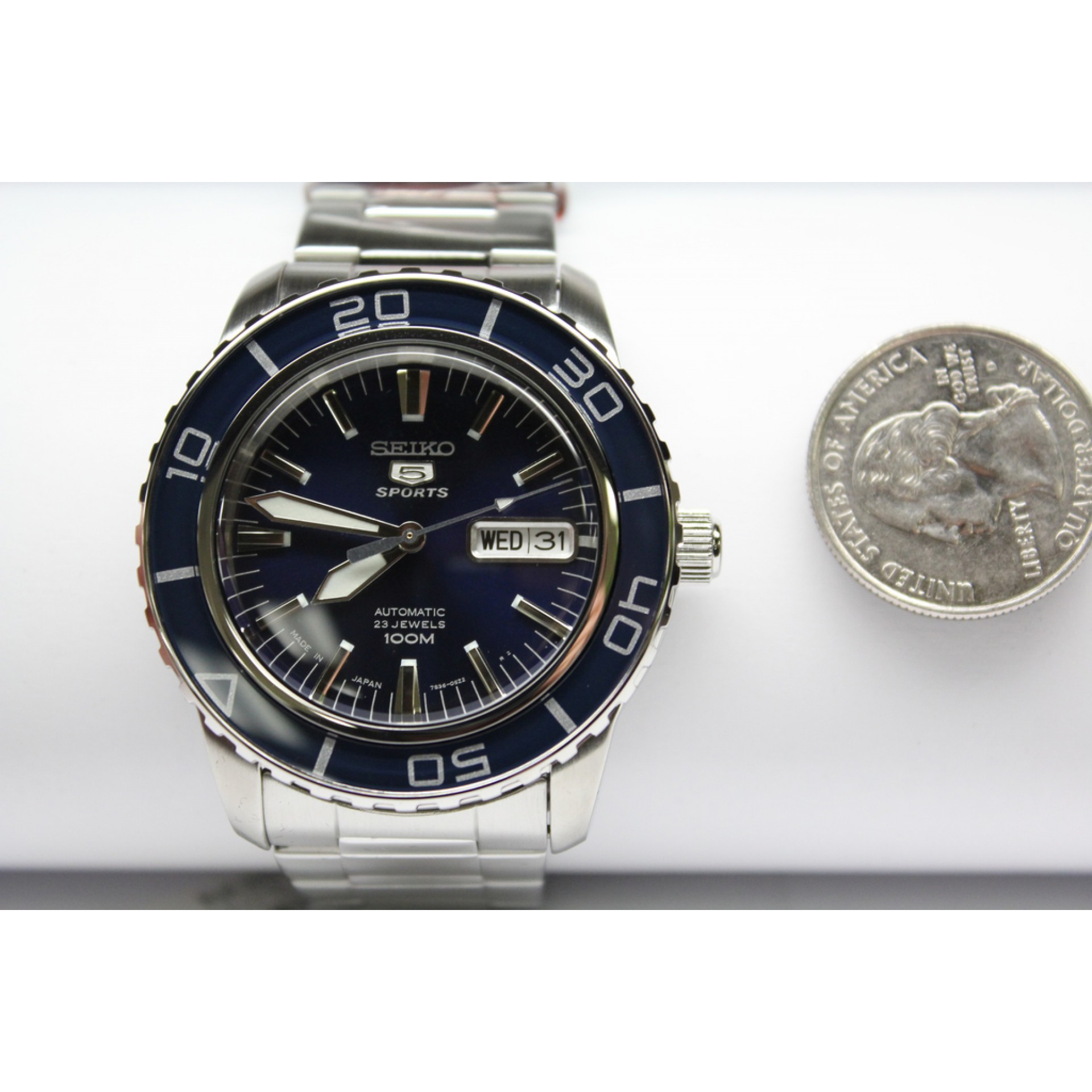 seiko 5 sports snzh